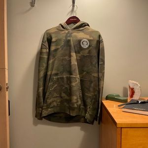 VANS “OFF THE WALL” Hoodie